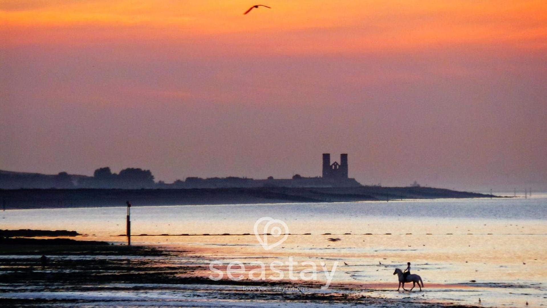 The Panoramic - Front - No Guest Fees Apartment Margate