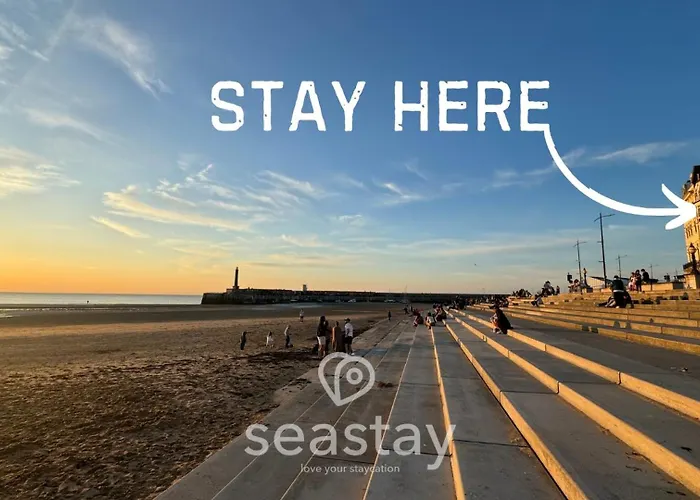 The Panoramic - Beach Front Apt - No Guest Fees