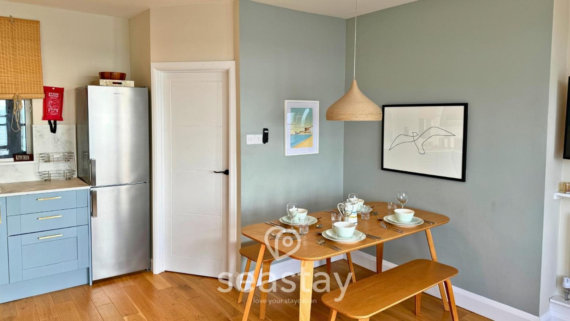 The Panoramic - Front - No Guest Fees Apartment